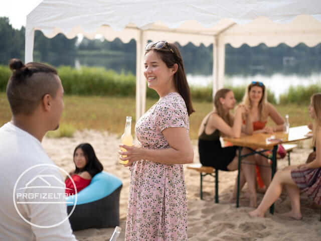Partyzelt am Strand Partyzelt am Strand